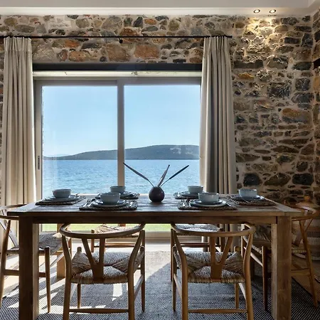 Lichnos Luxury Ferienhaus Sourpi