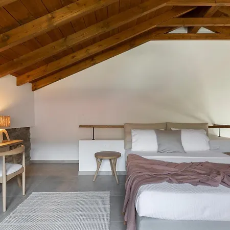 Дом отдыха Lichnos Luxury