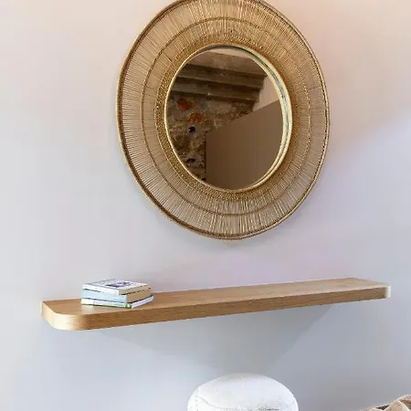 Lichnos Luxury