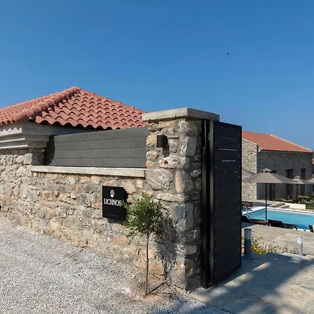 Case de vacanță Lichnos Luxury Sourpi