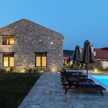 Lichnos Luxury Ferienhaus Sourpi