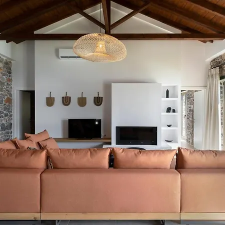 Lichnos Luxury بيت للعطل Sourpi