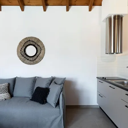 Lichnos Luxury * Sourpi