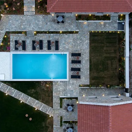 Lichnos Luxury * Sourpi