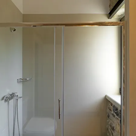 Lichnos Luxury בית נופש Sourpi